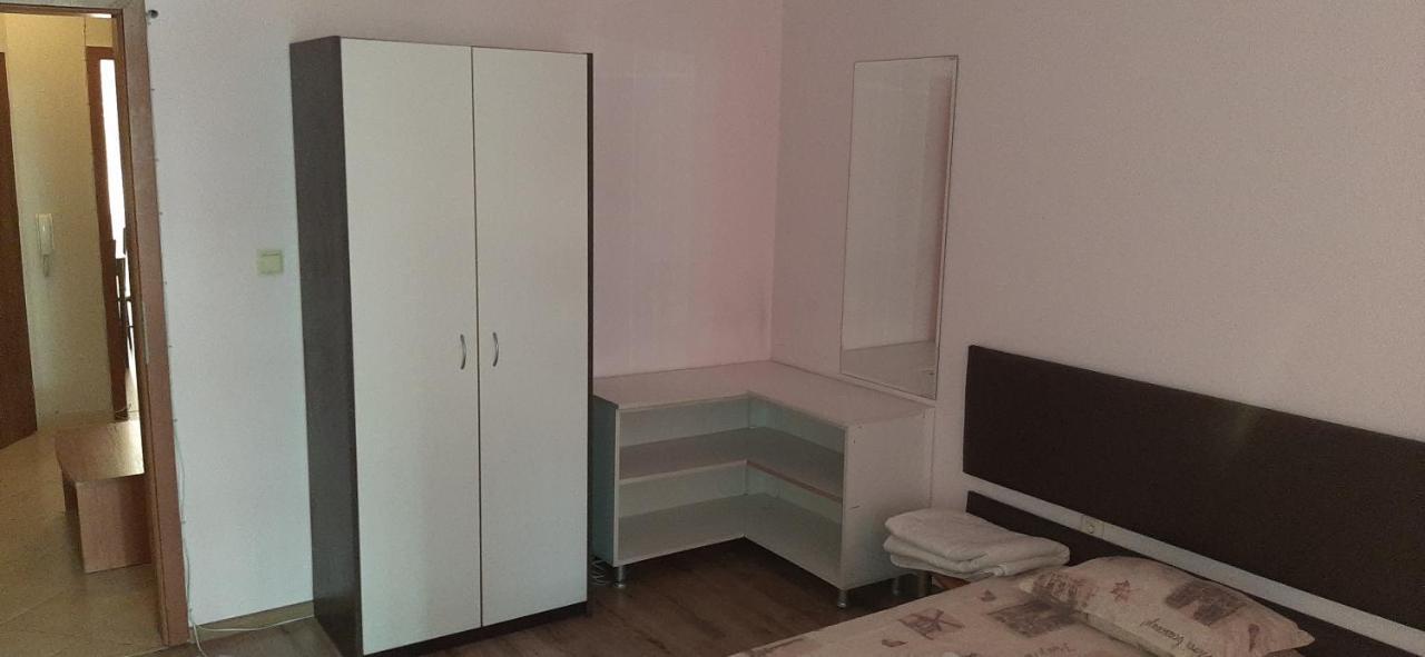 Burgas Studio Nova Apartment Luaran gambar