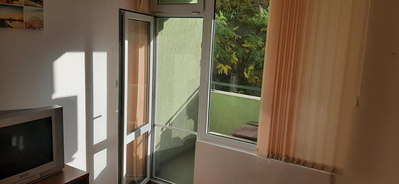 Burgas Studio Nova Apartment Luaran gambar